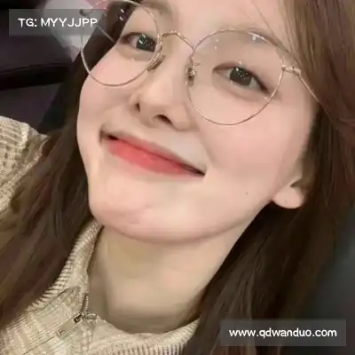 荣杏暖